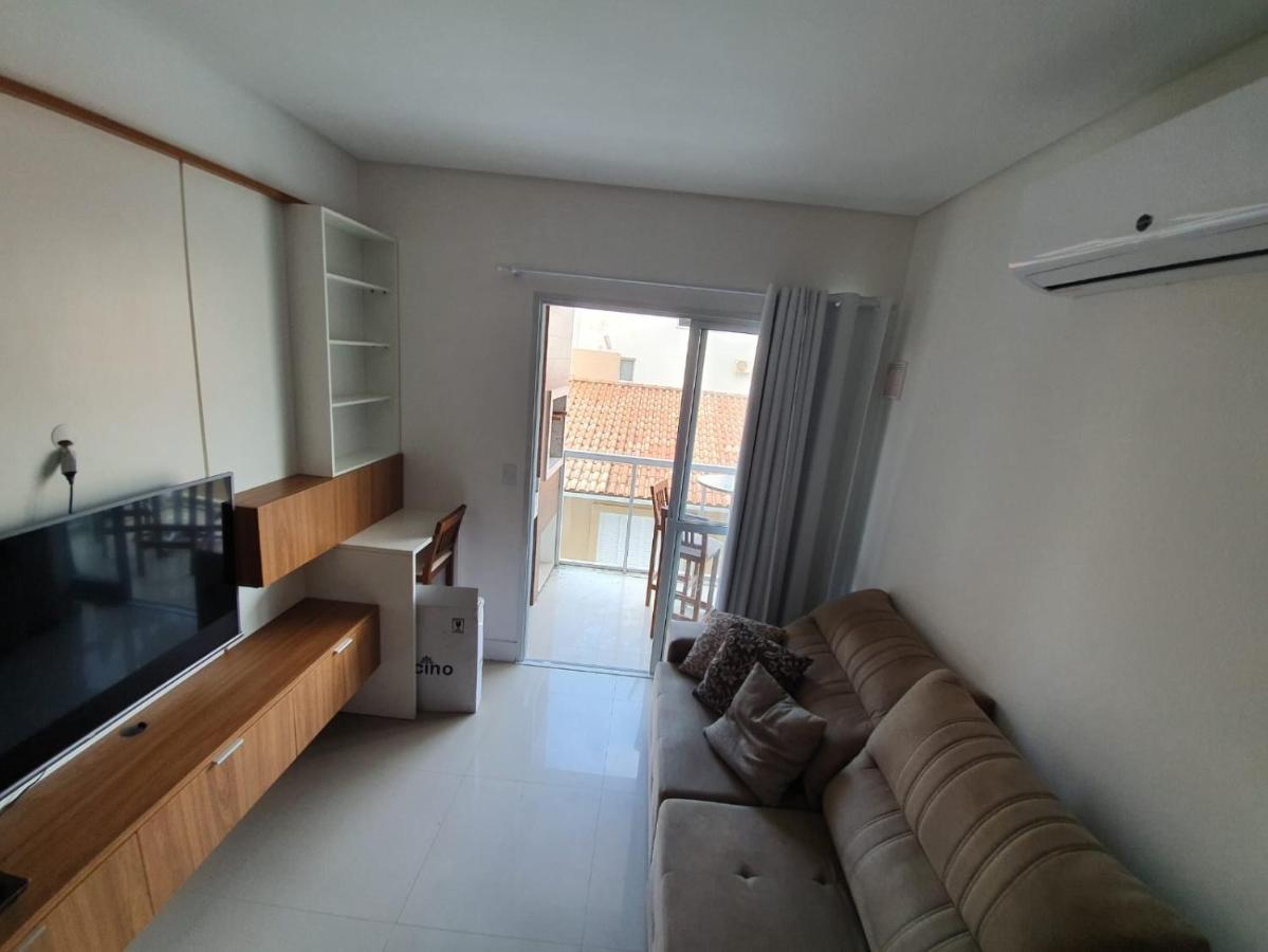 Apto Na Praia De Palmas, Proximo Ao Mar, Climatizado E Com Piscina Apartment Говернадор Селсо Рамос Екстериор снимка